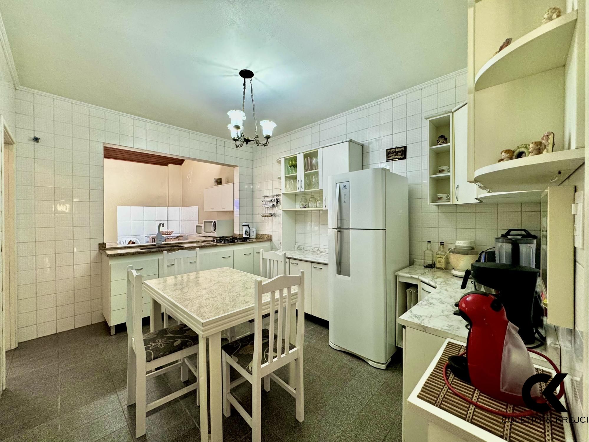 Casa, 3 quartos, 260 m² - Foto 6