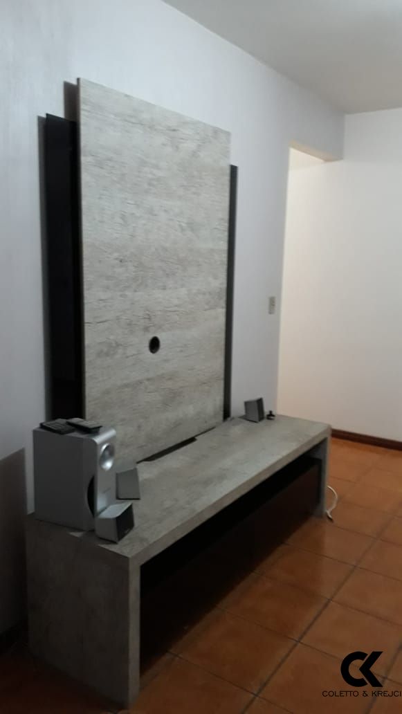 Apartamento à venda com 2 quartos, 81m² - Foto 20