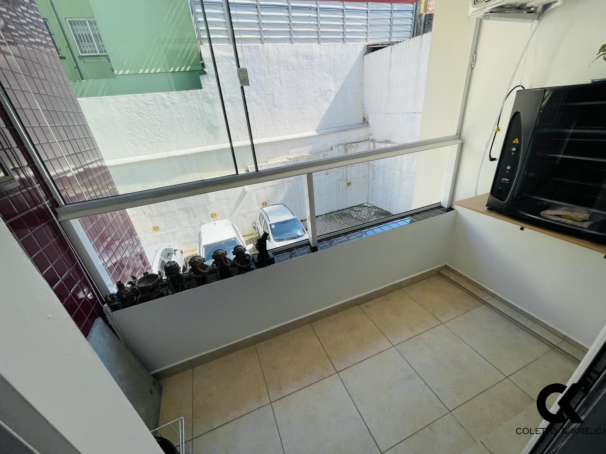 Apartamento à venda com 2 quartos, 68m² - Foto 14