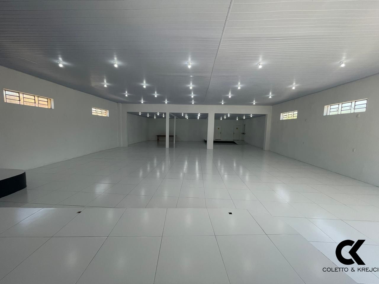 Depósito-Galpão-Armazém para alugar, 105000m² - Foto 2