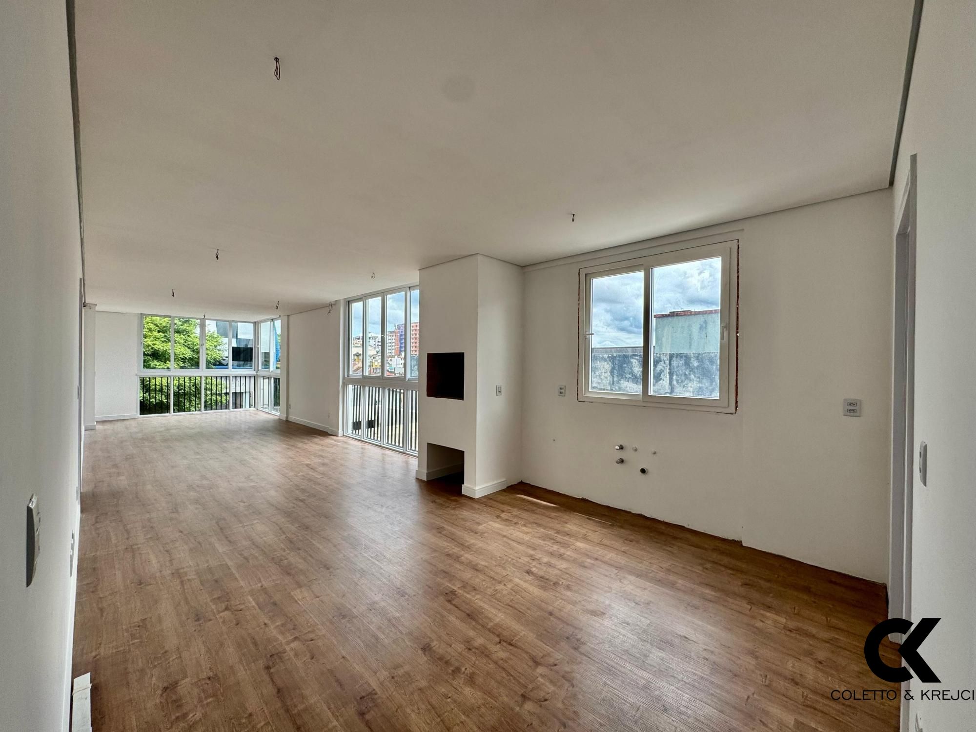 Apartamento, 3 quartos, 132 m² - Foto 1