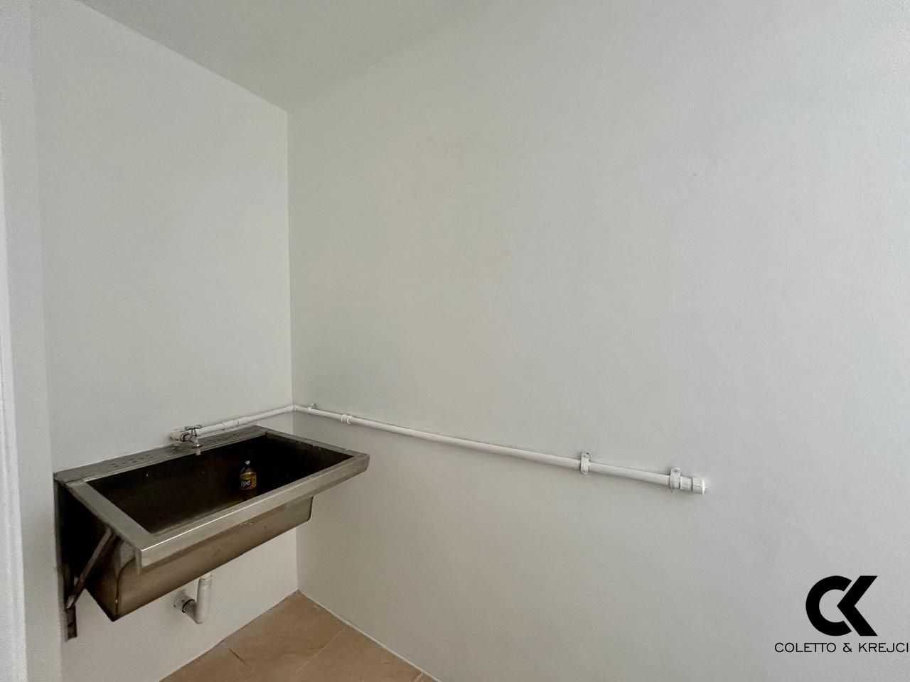 Apartamento à venda com 2 quartos, 64m² - Foto 13