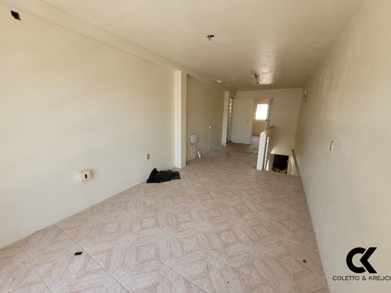 Casa à venda com 3 quartos, 630m² - Foto 10