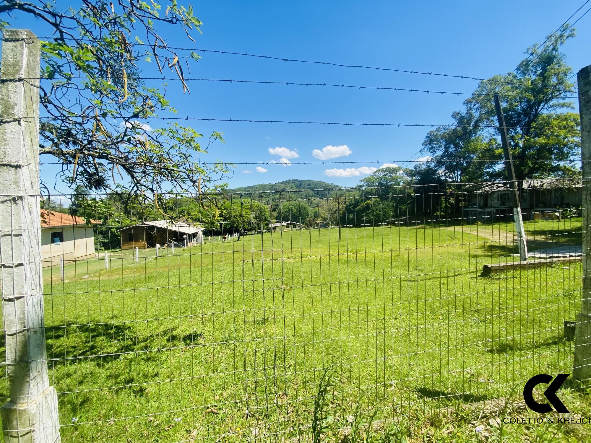 Terreno à venda, 960m² - Foto 1