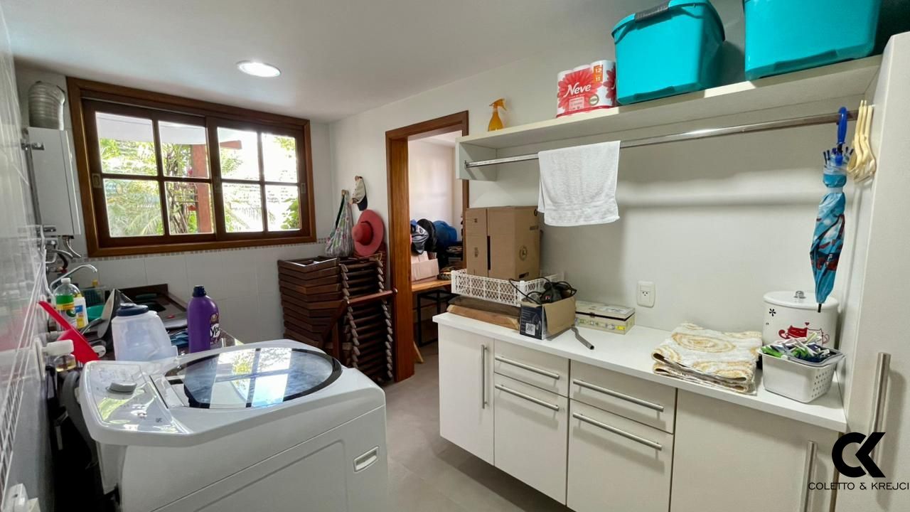 Casa, 4 quartos, 329 m² - Foto 29