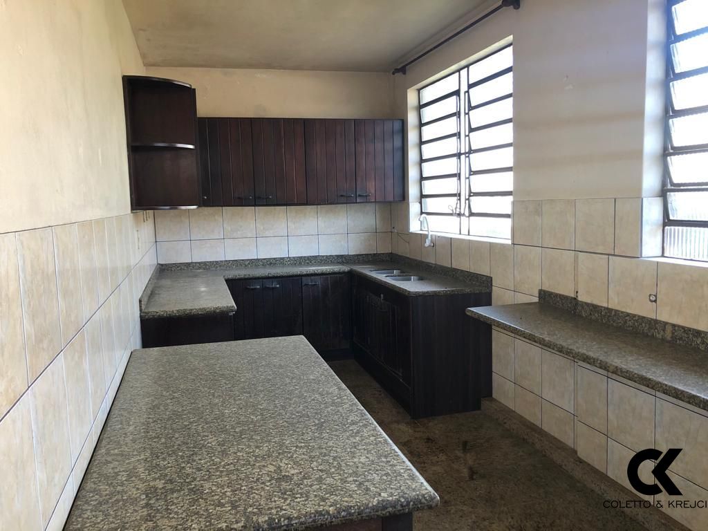 Casa à venda com 4 quartos, 270m² - Foto 22