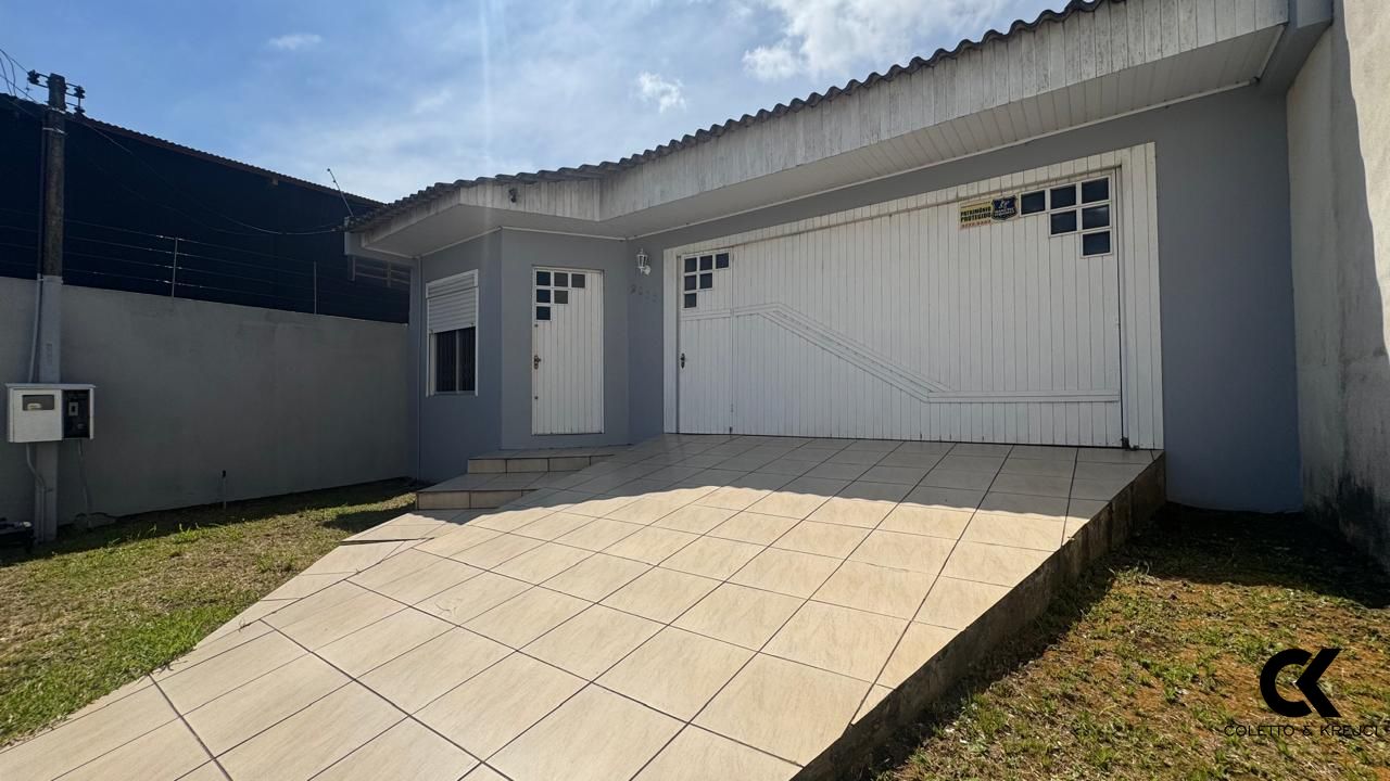 Casa, 3 quartos, 203 m² - Foto 1