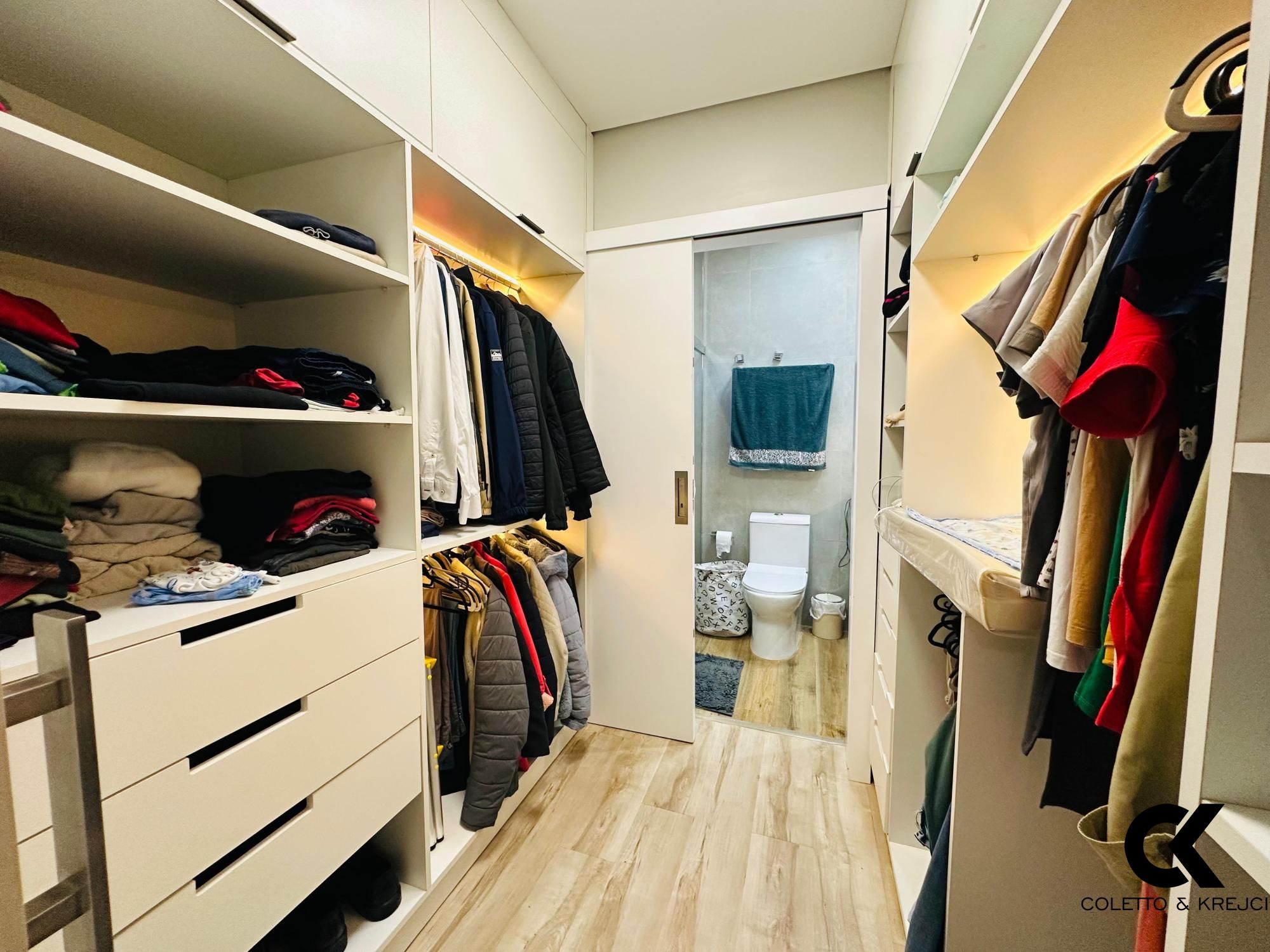 Casa de Condomínio à venda com 3 quartos, 245m² - Foto 10