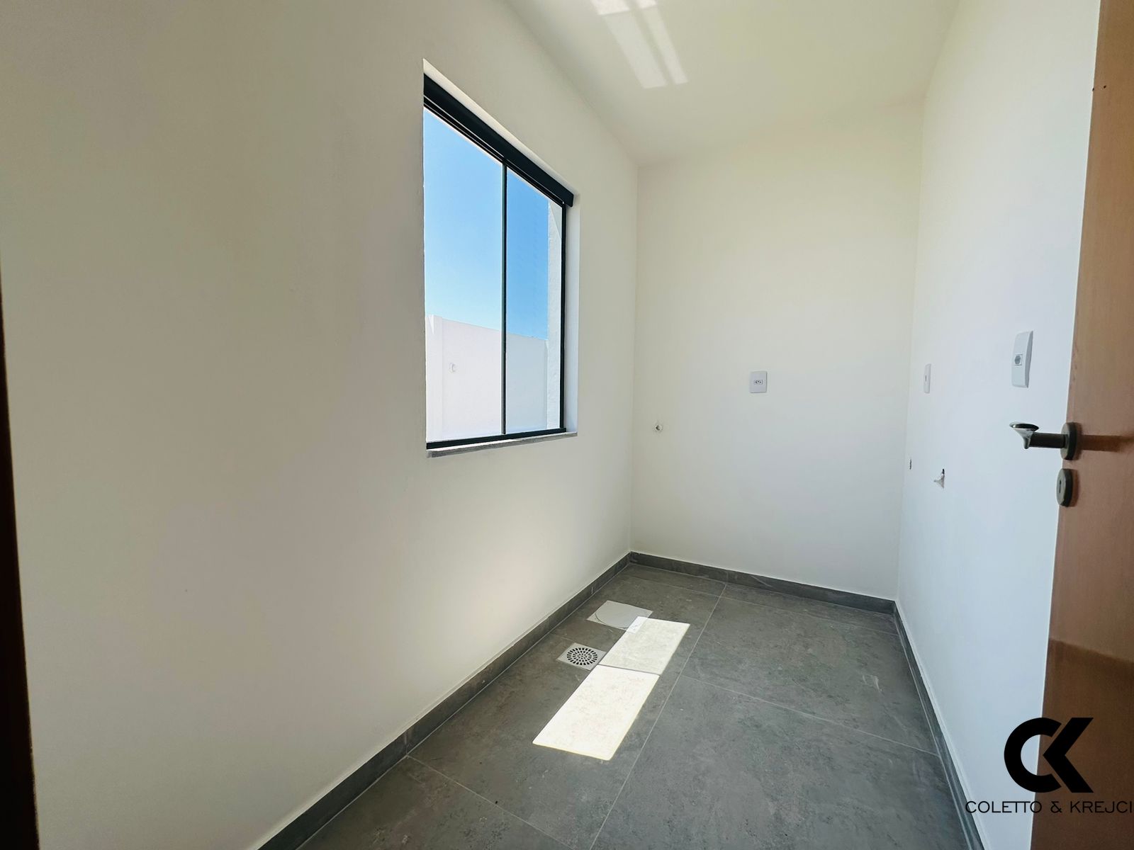 Casa à venda com 3 quartos, 143m² - Foto 11