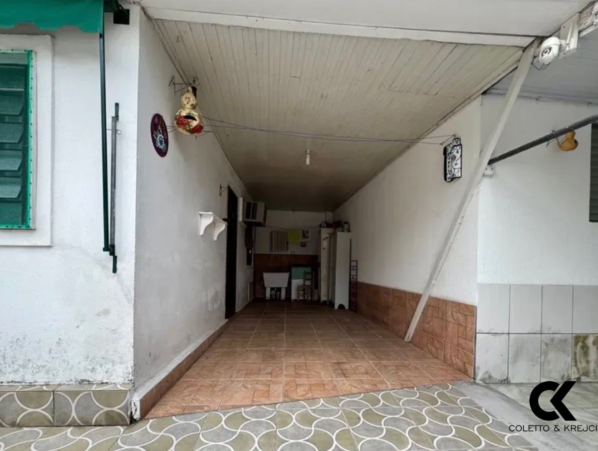 Casa, 8 quartos, 329 m² - Foto 10