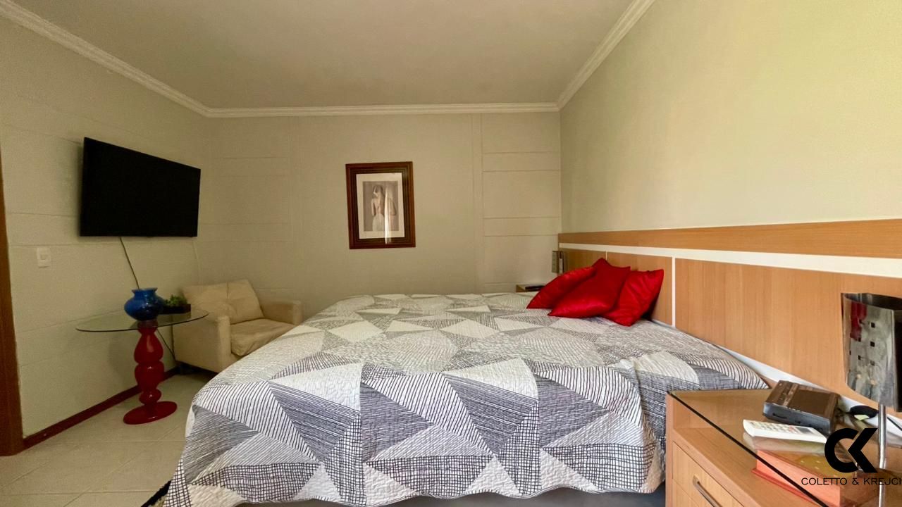 Casa, 4 quartos, 329 m² - Foto 25