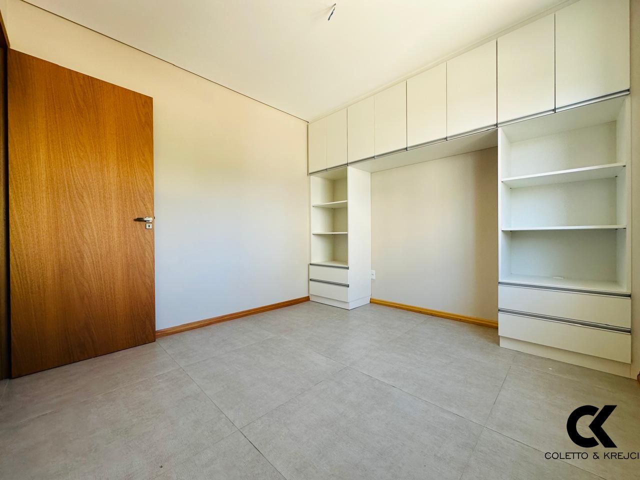 Apartamento à venda com 1 quarto, 39m² - Foto 7