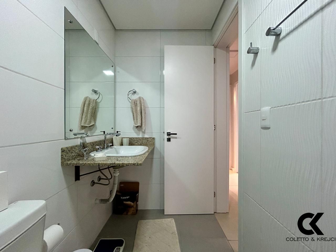 Apartamento à venda com 2 quartos, 74m² - Foto 14