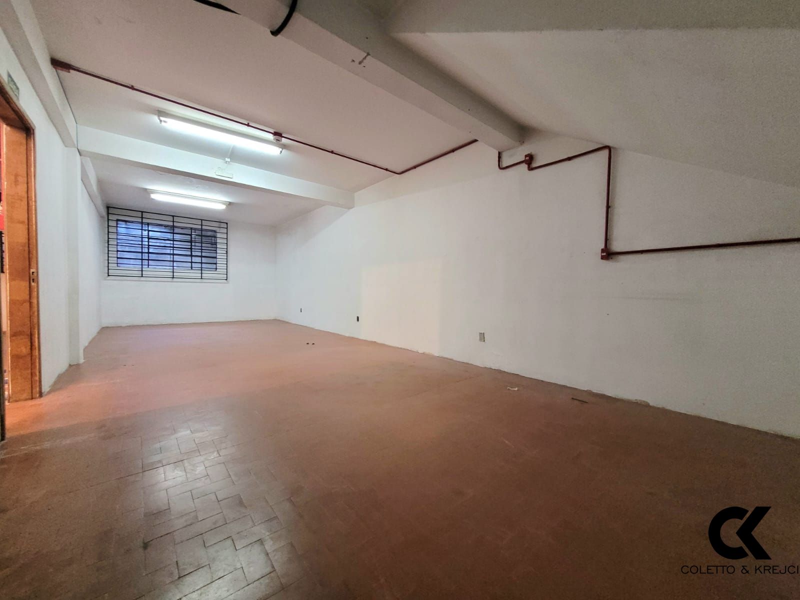 Loja-Salão à venda e aluguel com 3 quartos, 335m² - Foto 15