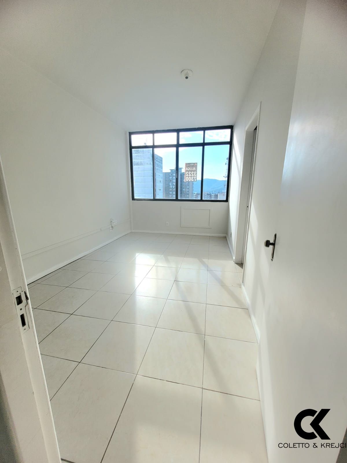 Conjunto Comercial-Sala à venda com 2 quartos, 40m² - Foto 9