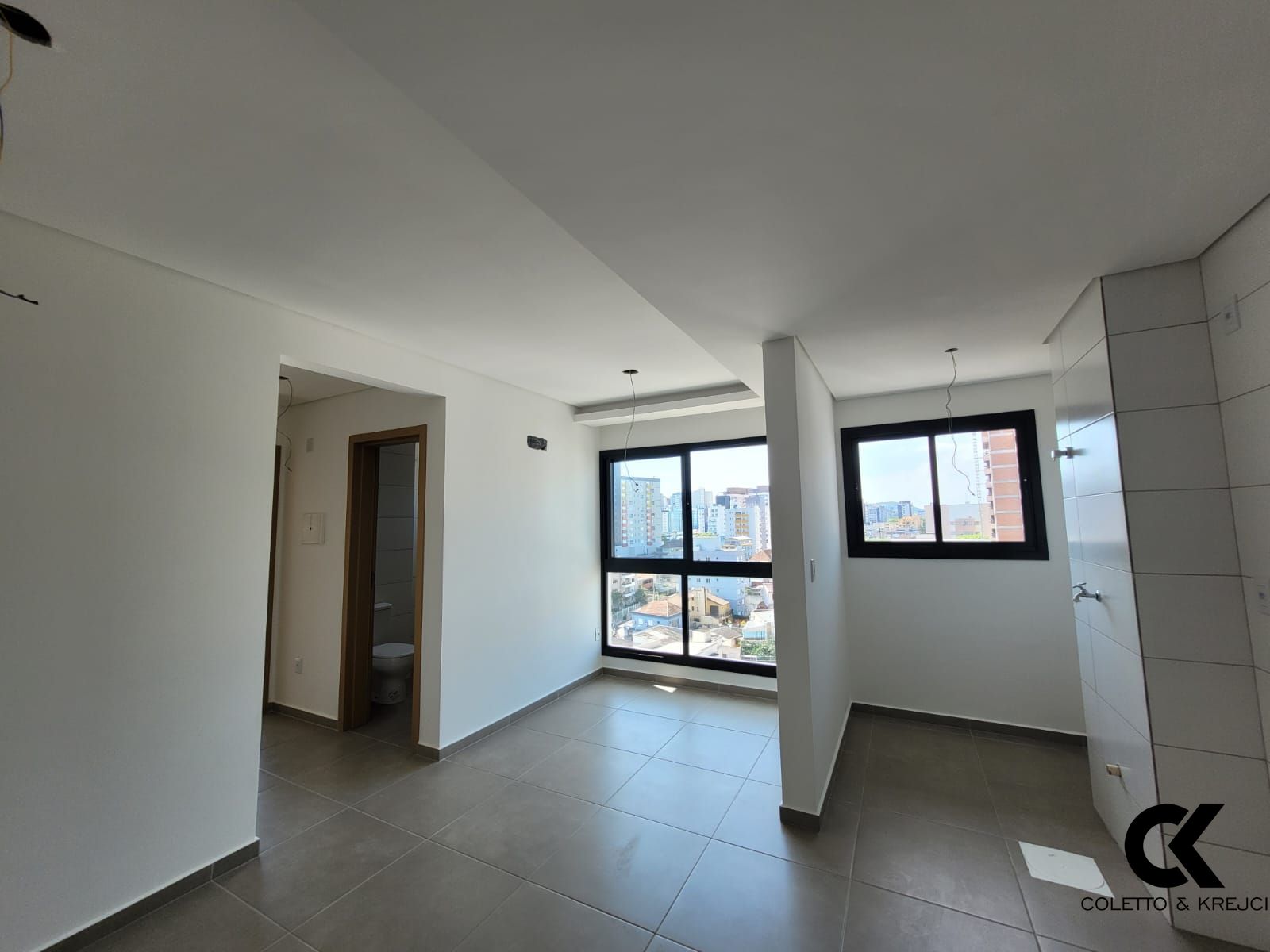 Apartamento à venda com 2 quartos, 51m² - Foto 1