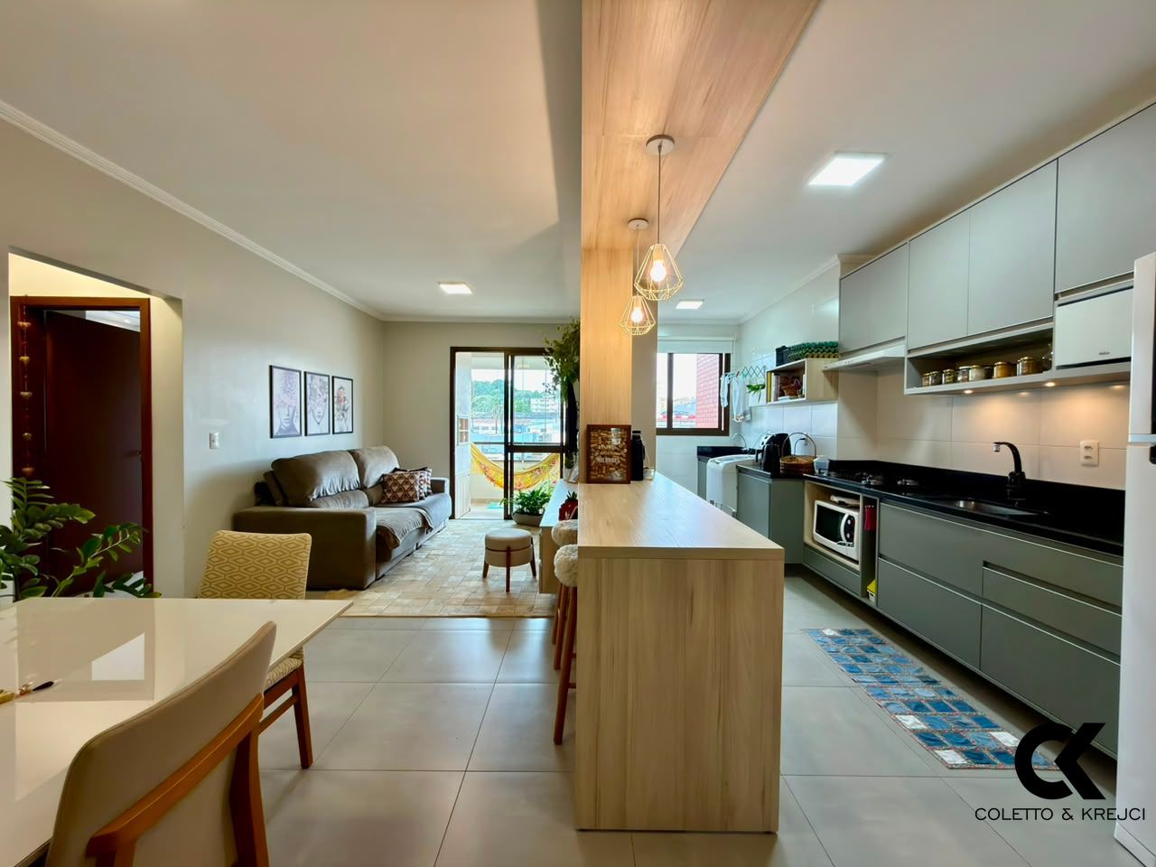 Apartamento, 2 quartos, 77 m² - Foto 2