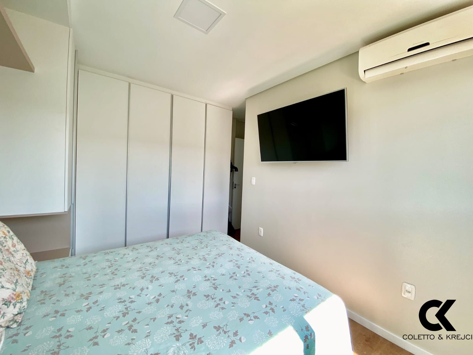 Apartamento à venda com 2 quartos, 100m² - Foto 7