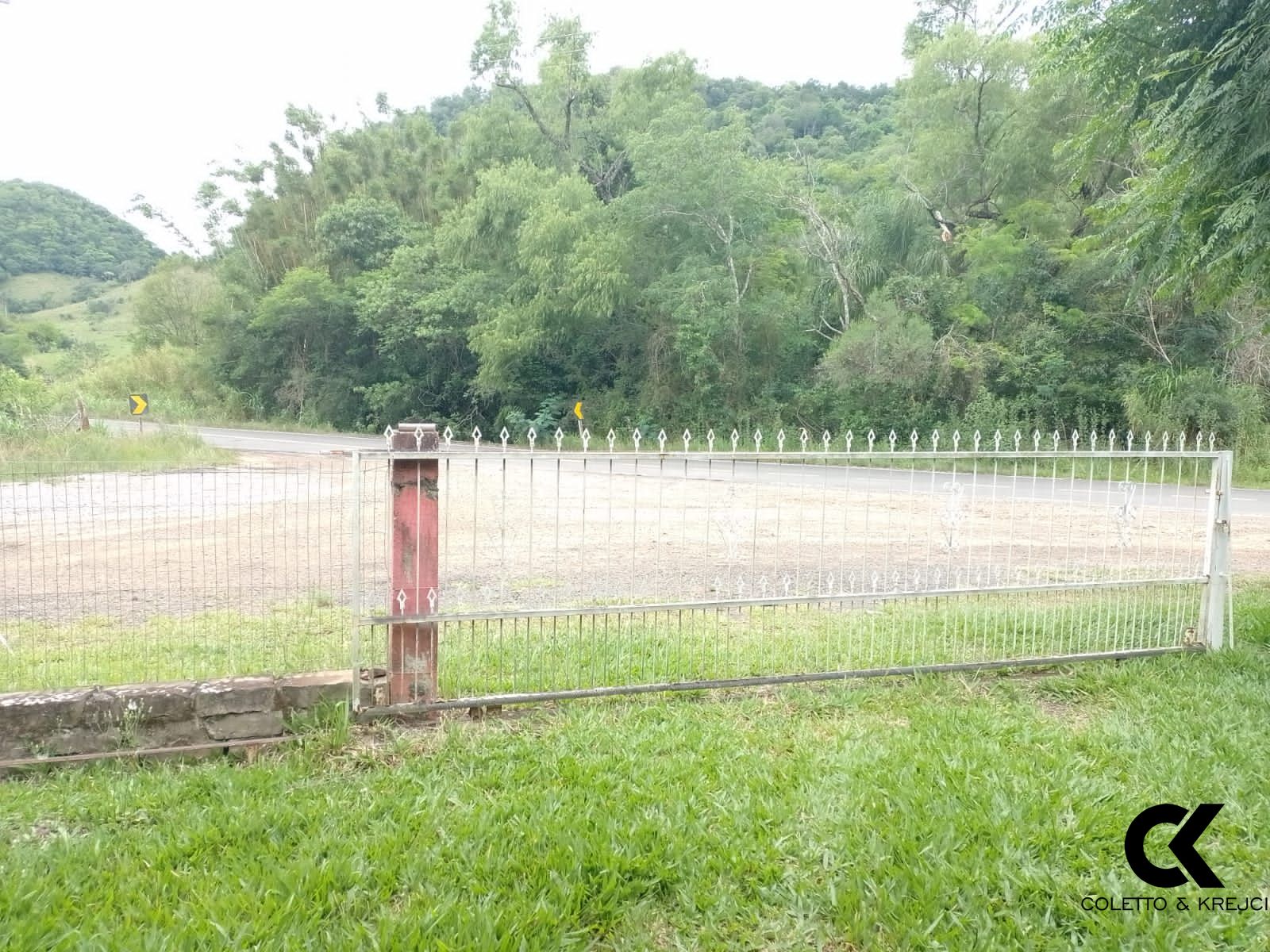 Chácara à venda com 3 quartos, 112m² - Foto 5