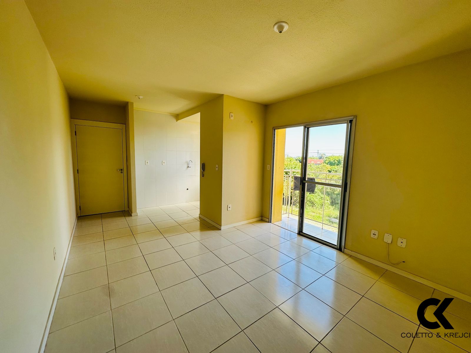 Apartamento para alugar com 3 quartos, 51m² - Foto 1
