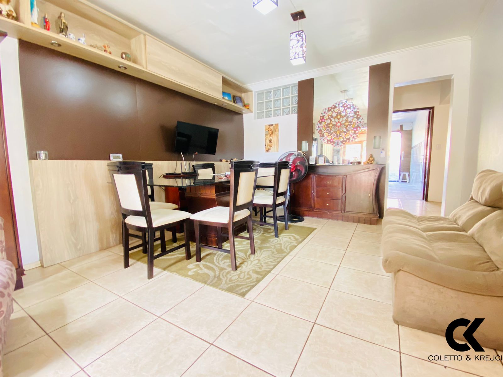Casa à venda com 4 quartos, 226m² - Foto 4
