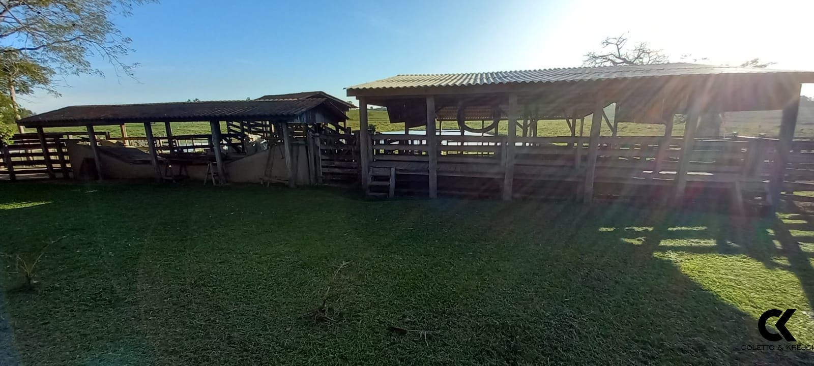 Fazenda à venda com 5 quartos, 700m² - Foto 22