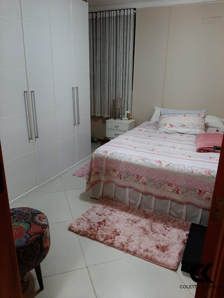 Apartamento à venda com 2 quartos, 68m² - Foto 6