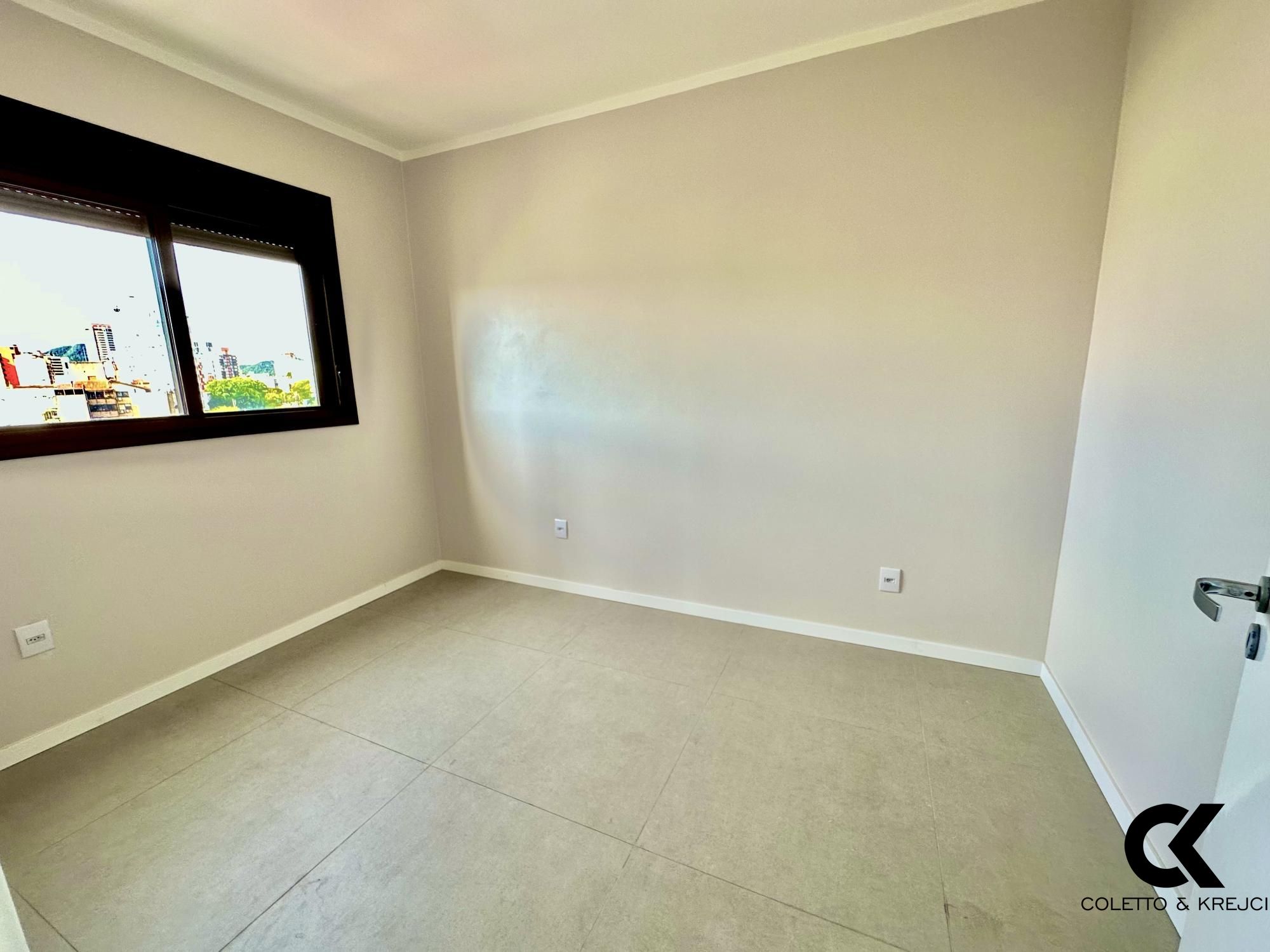 Apartamento à venda com 4 quartos, 297m² - Foto 11