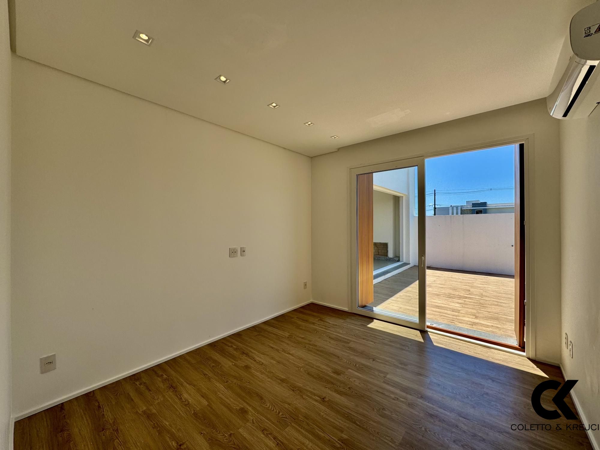 Casa à venda com 3 quartos, 200m² - Foto 19