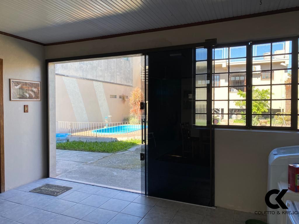 Casa à venda com 2 quartos, 120m² - Foto 12