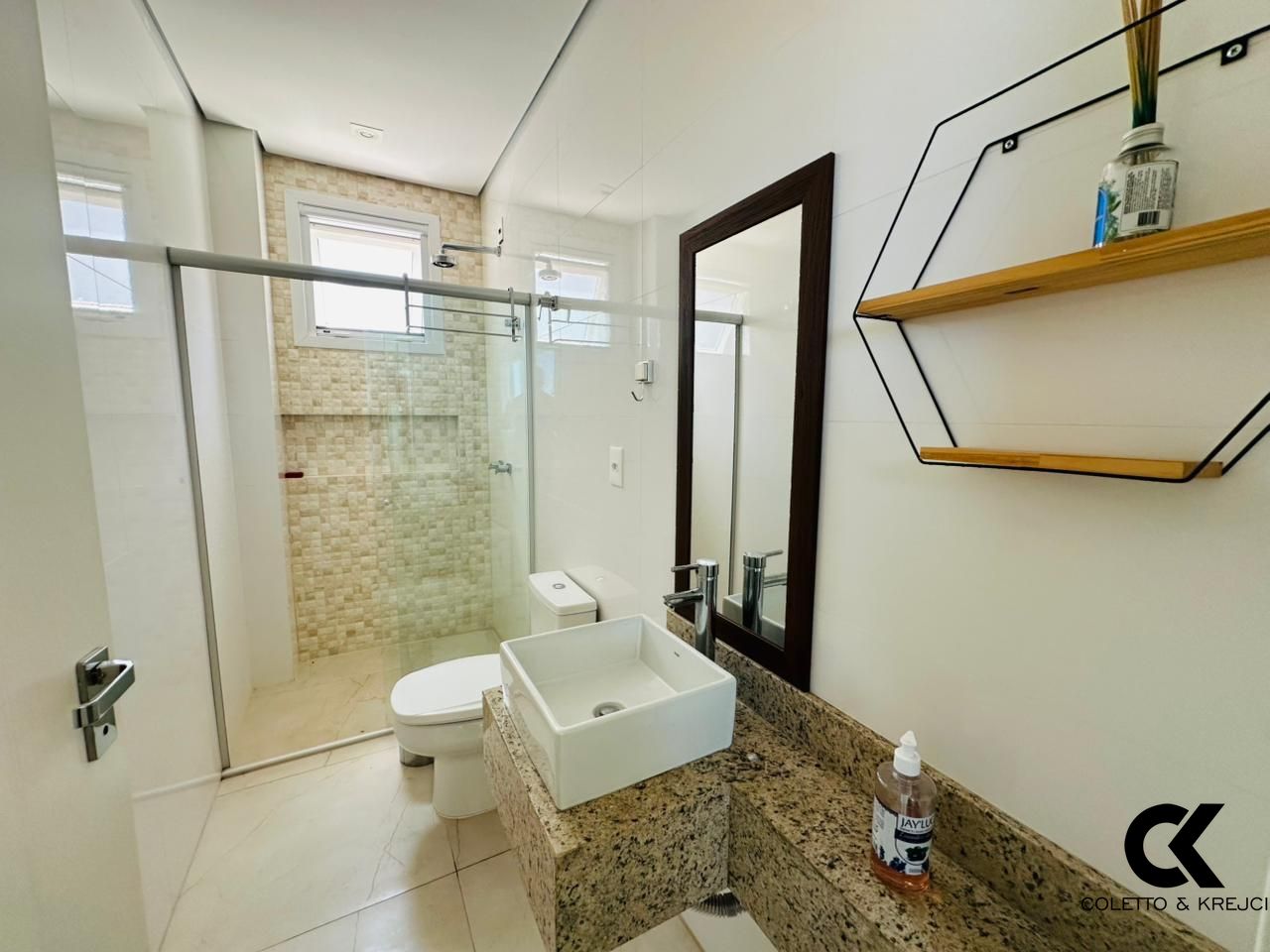 Casa, 3 quartos, 236 m² - Foto 13