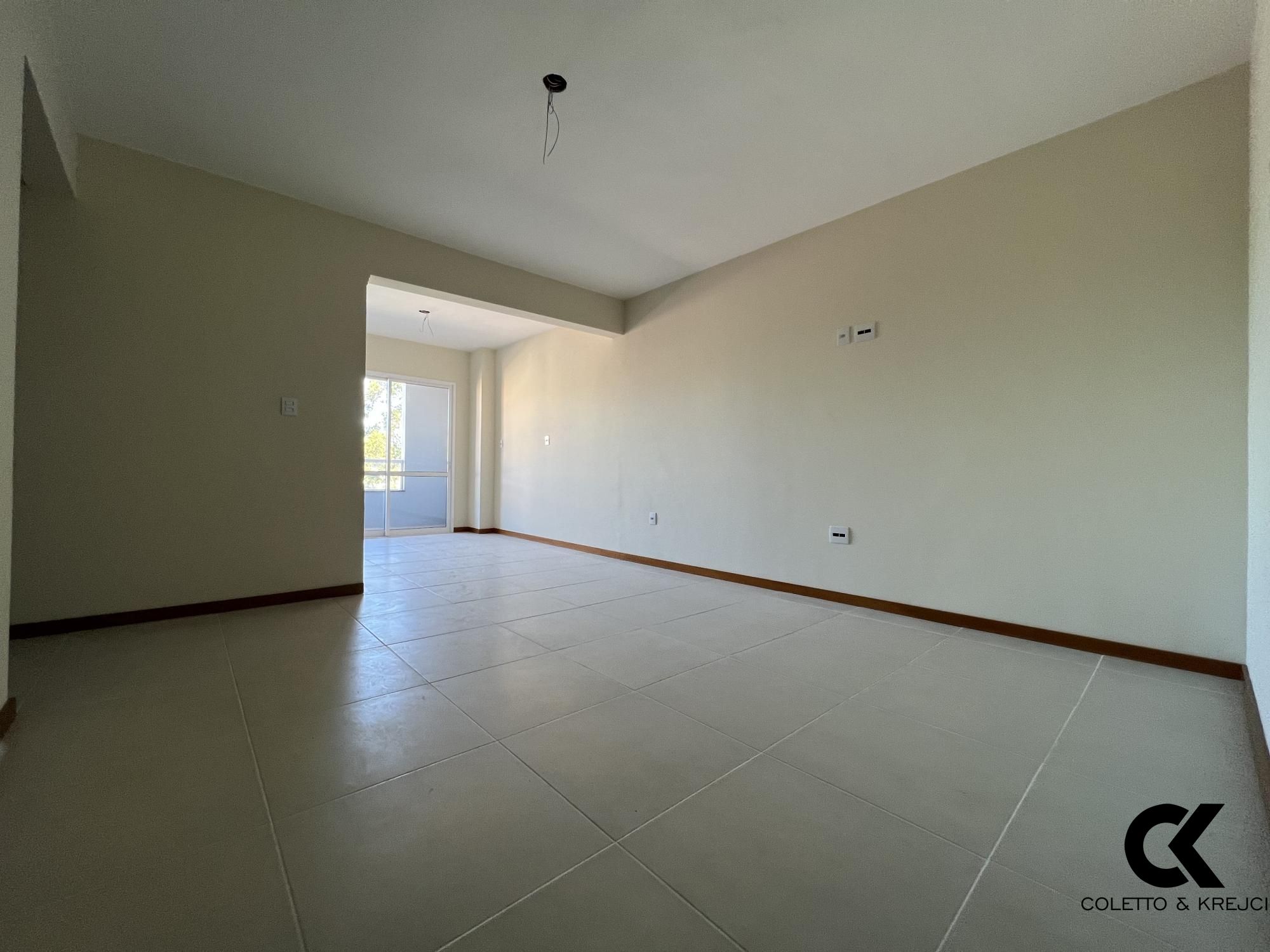 Apartamento à venda com 2 quartos, 70m² - Foto 2