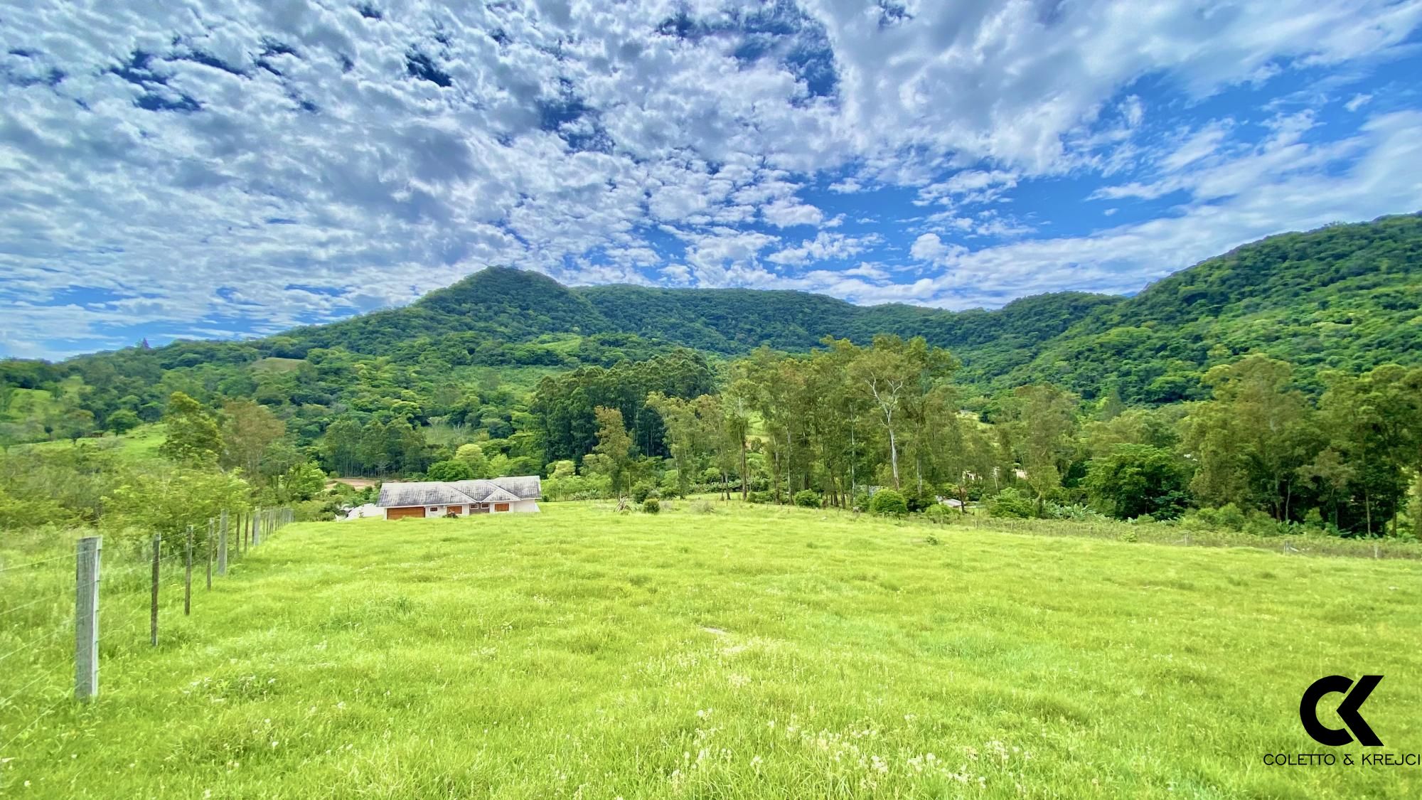 Terreno à venda, 1500m² - Foto 1