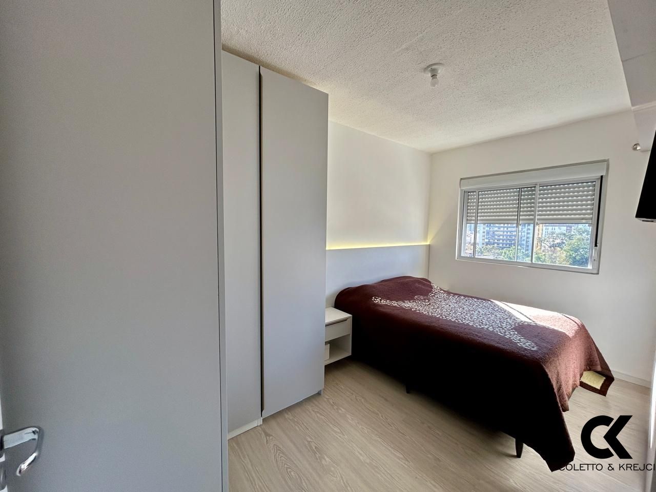 Apartamento à venda com 2 quartos, 57m² - Foto 14