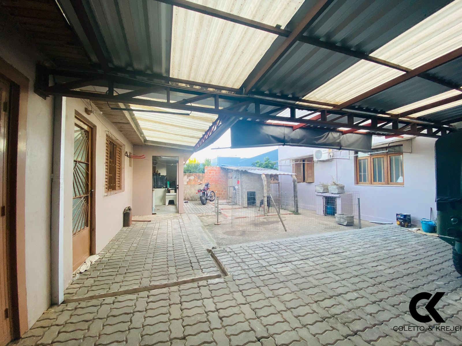 Casa à venda com 3 quartos, 200m² - Foto 13