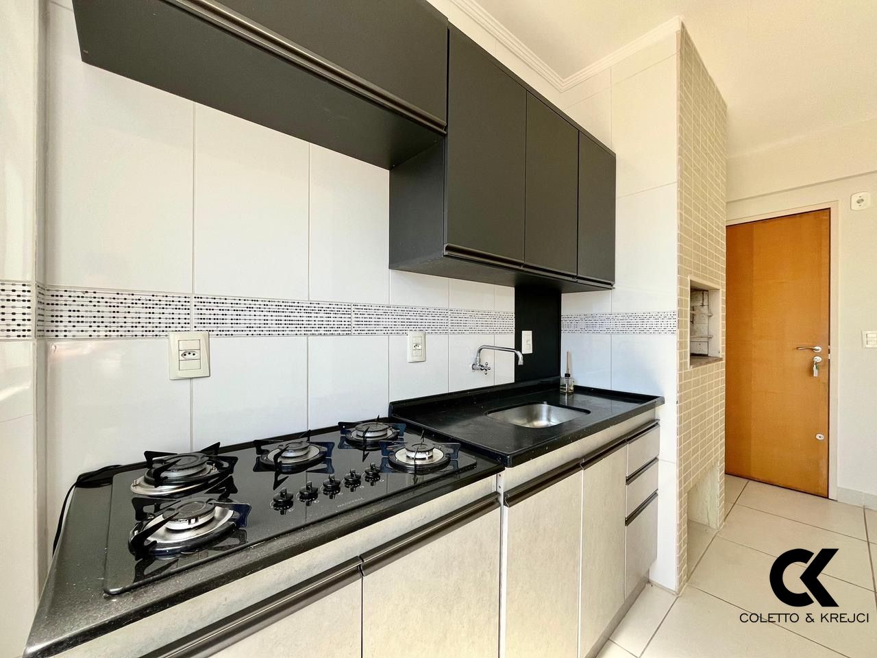 Apartamento, 1 quarto, 43 m² - Foto 2