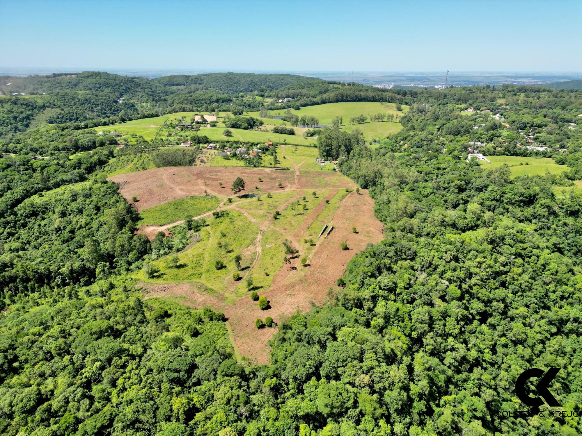 Loteamento e Condomínio à venda, 240000m² - Foto 1