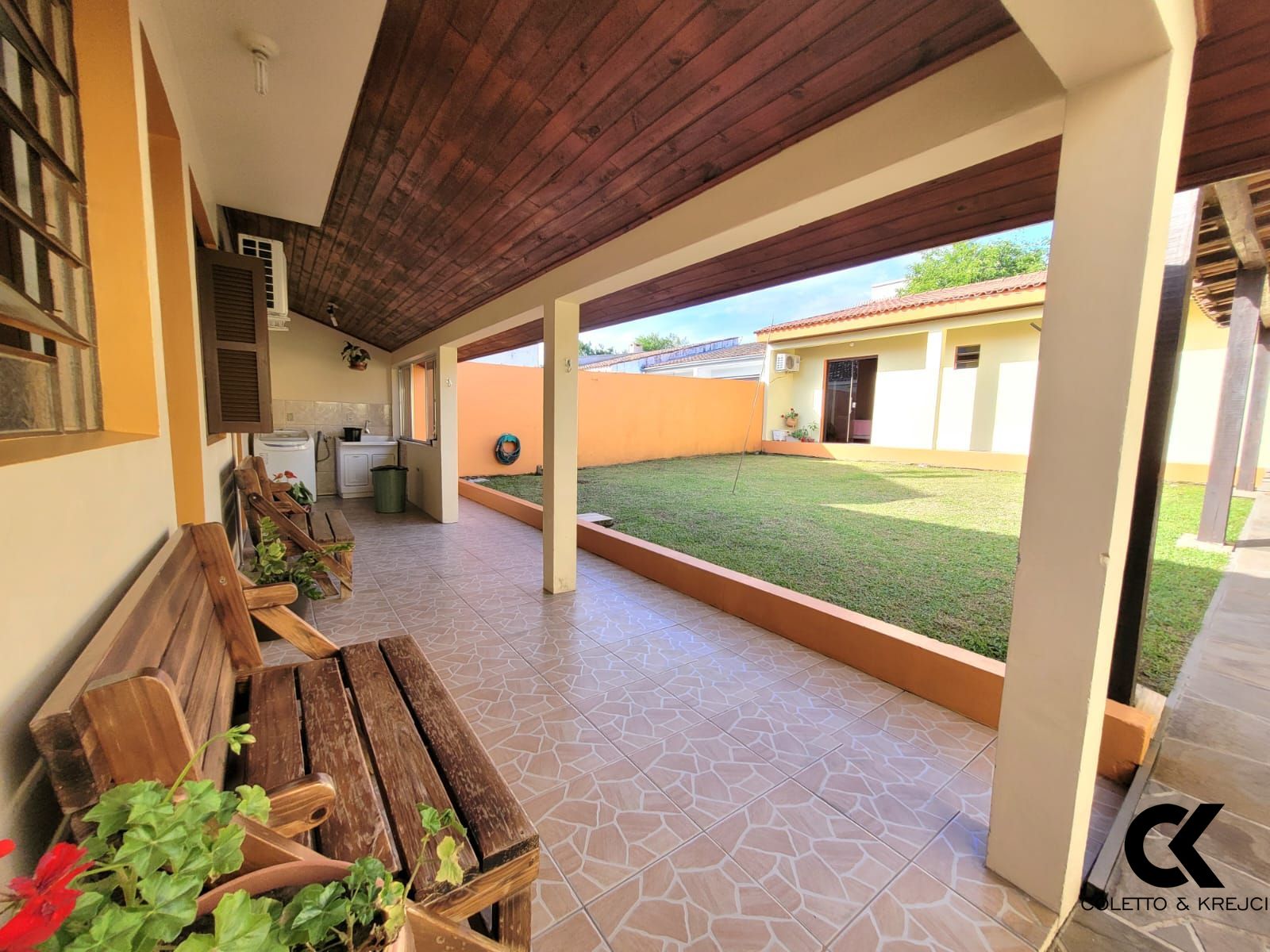 Casa à venda com 3 quartos, 102m² - Foto 13