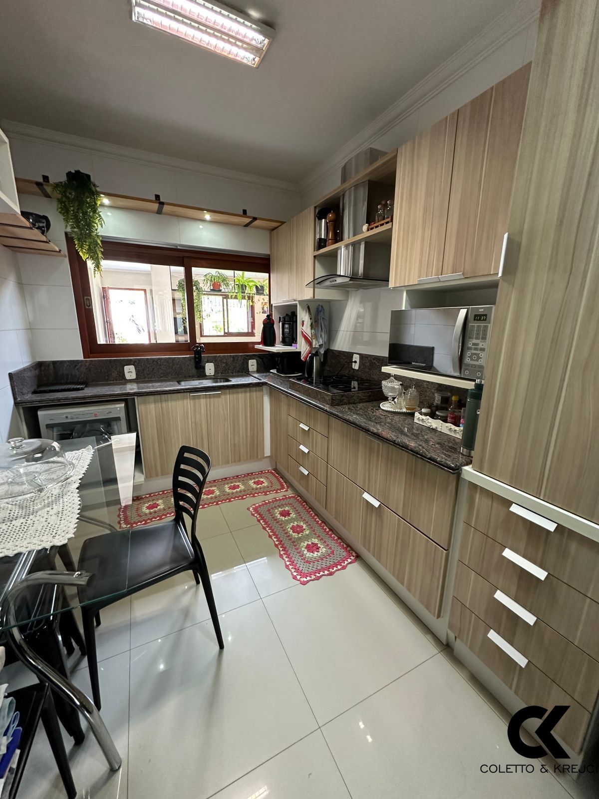 Casa, 3 quartos, 241 m² - Foto 8