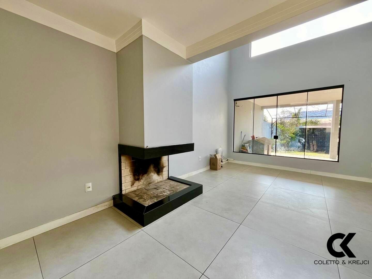 Casa, 2 quartos, 230 m² - Foto 1