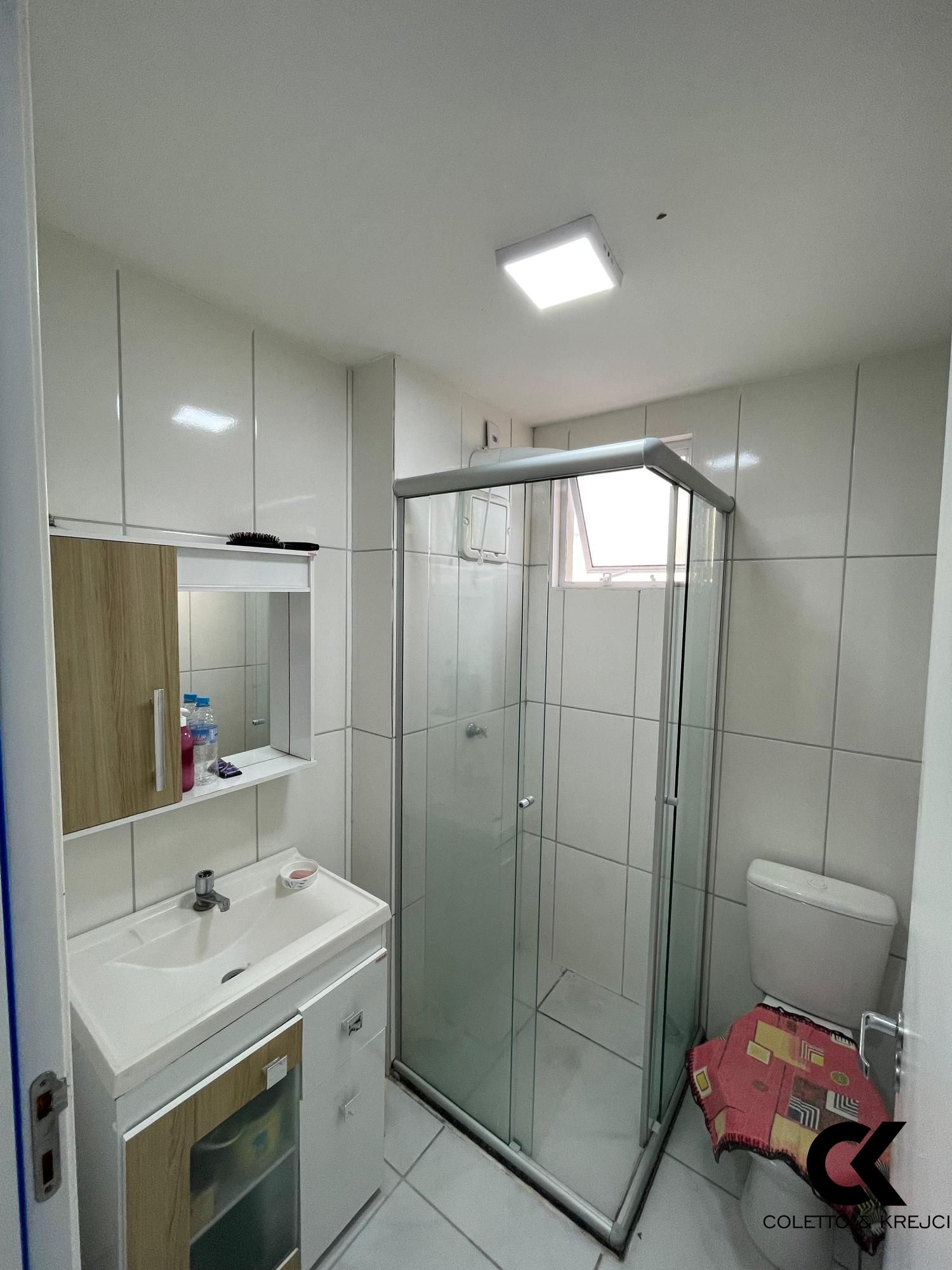 Apartamento à venda com 2 quartos, 60m² - Foto 11