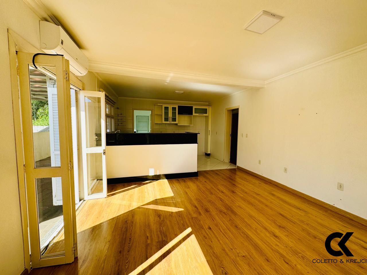 Casa à venda com 3 quartos, 195m² - Foto 6