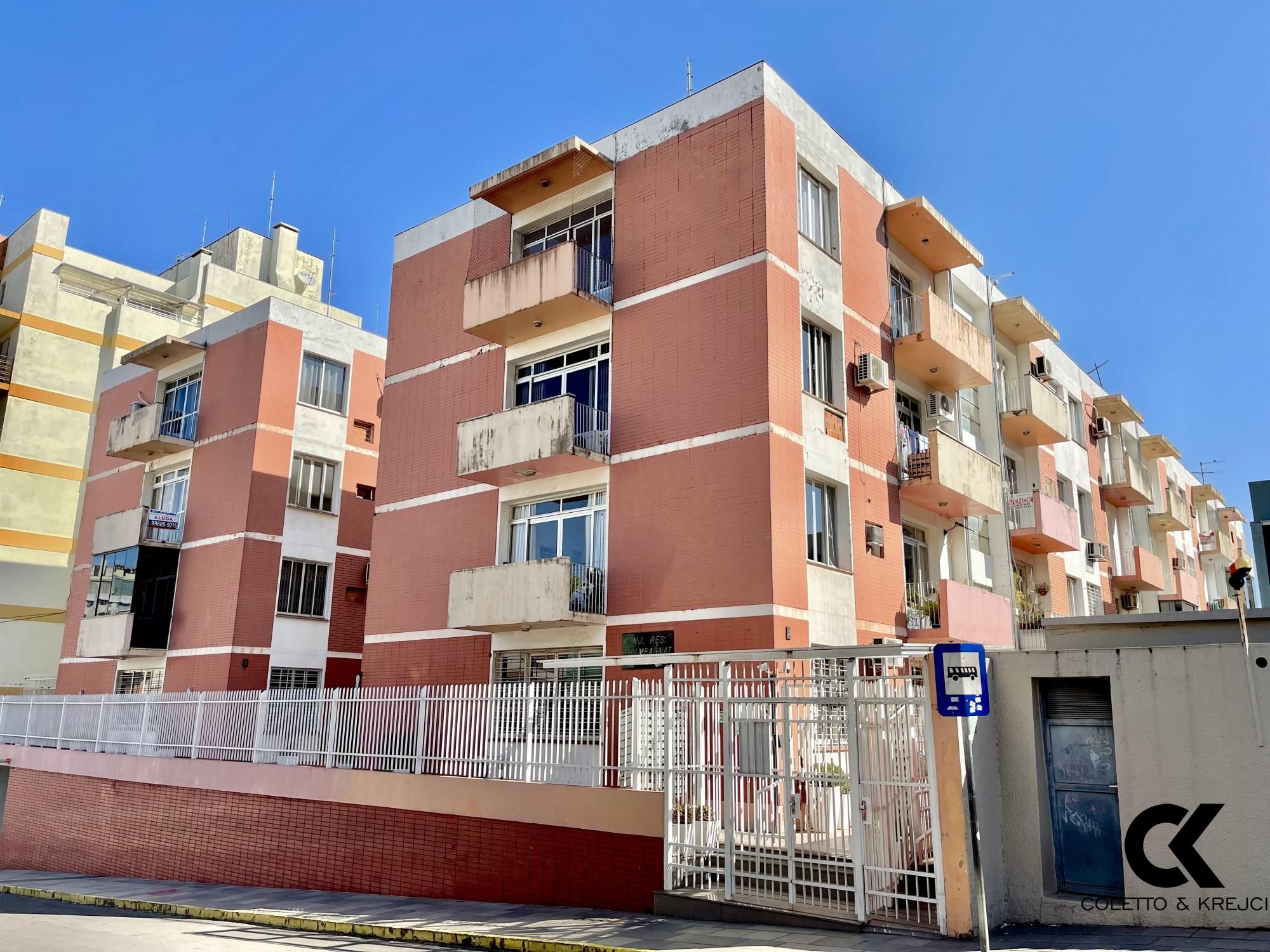 Apartamento à venda com 2 quartos, 71m² - Foto 13