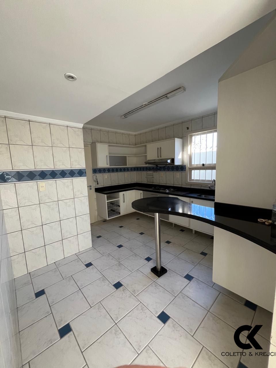 Casa, 4 quartos, 290 m² - Foto 7