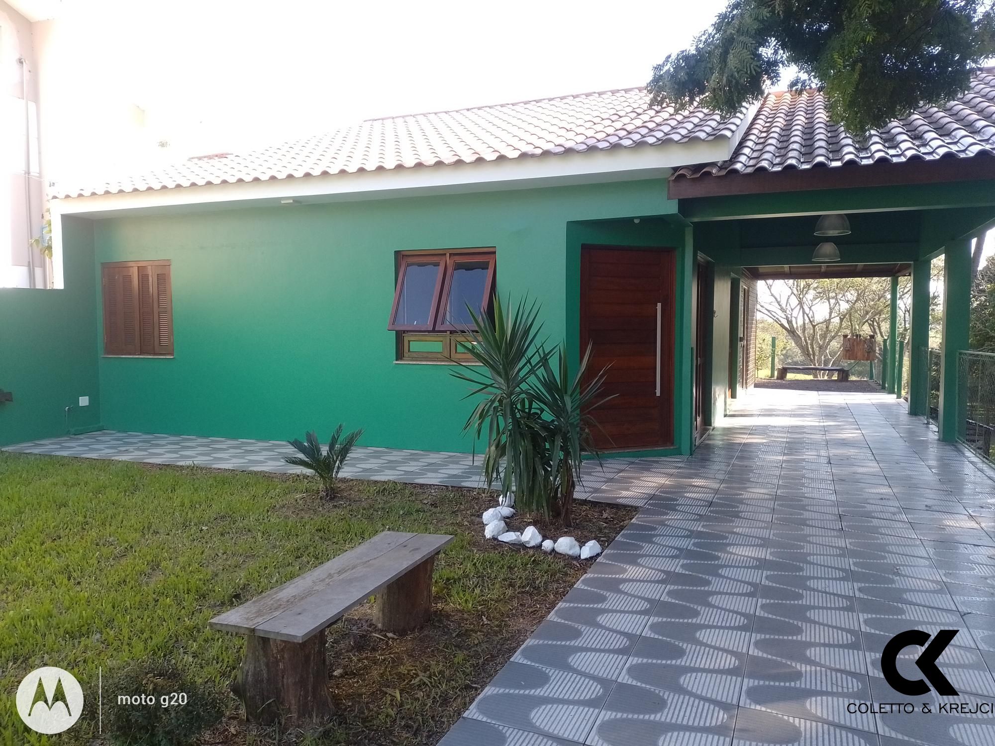 Casa à venda com 2 quartos, 68m² - Foto 2