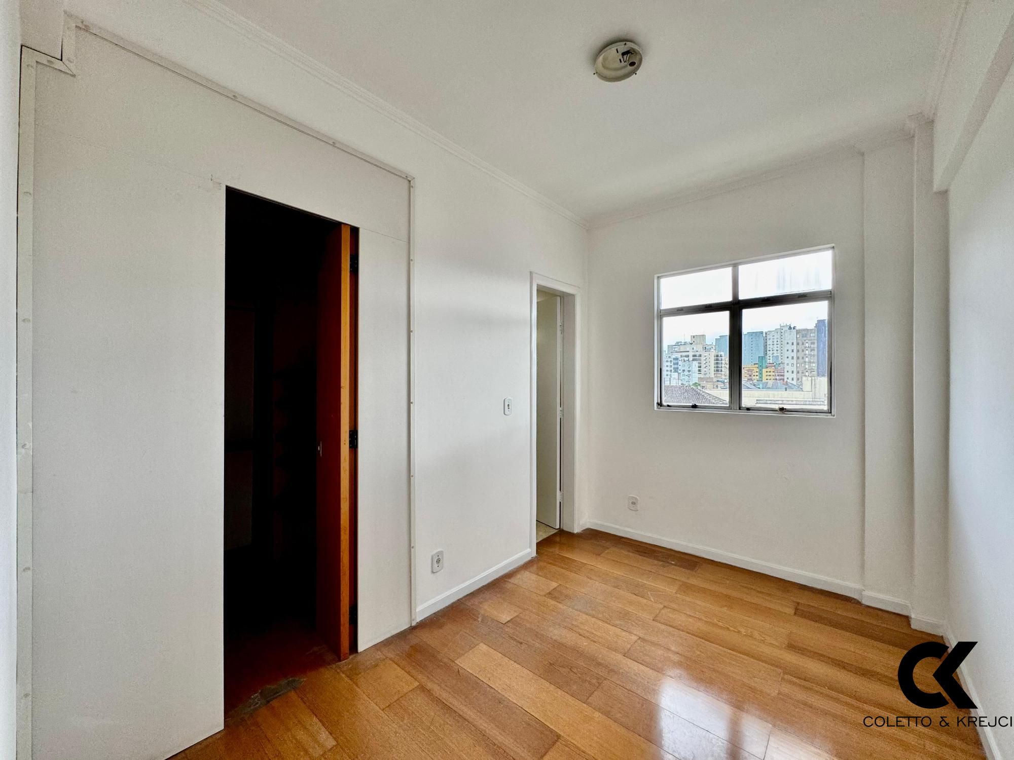 Cobertura à venda com 4 quartos, 212m² - Foto 5