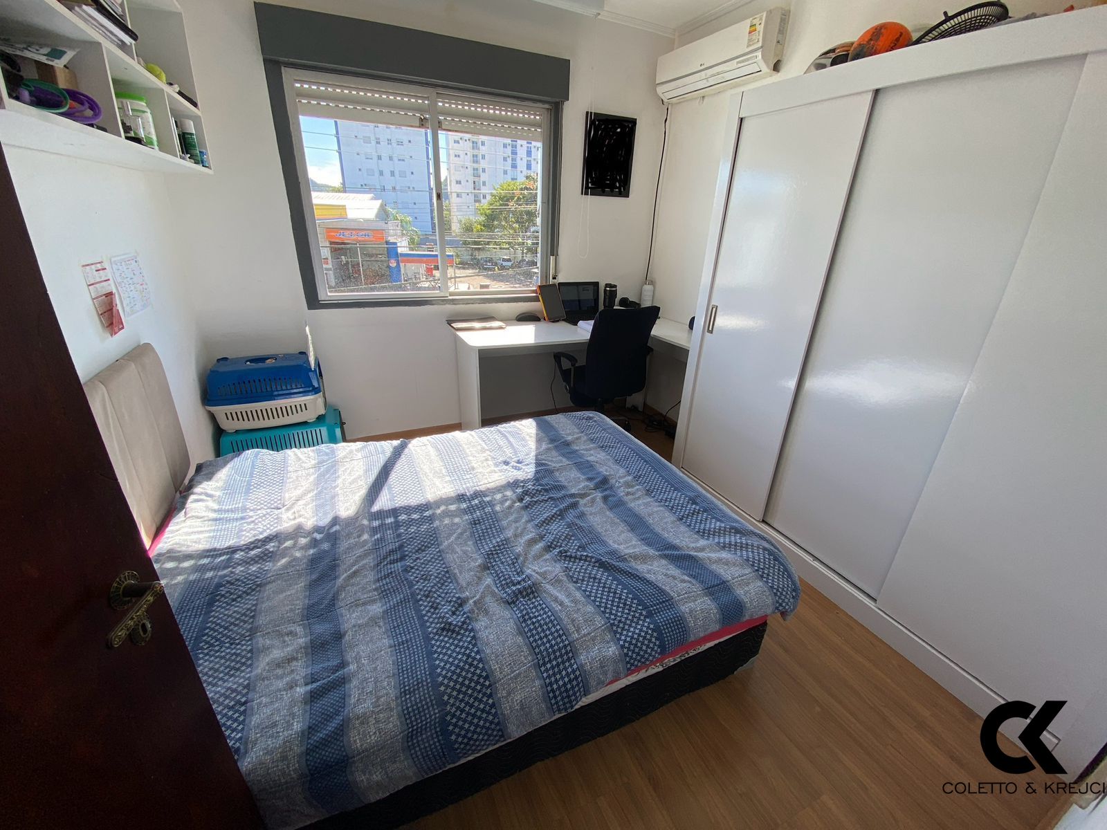 Apartamento à venda com 3 quartos, 107m² - Foto 8