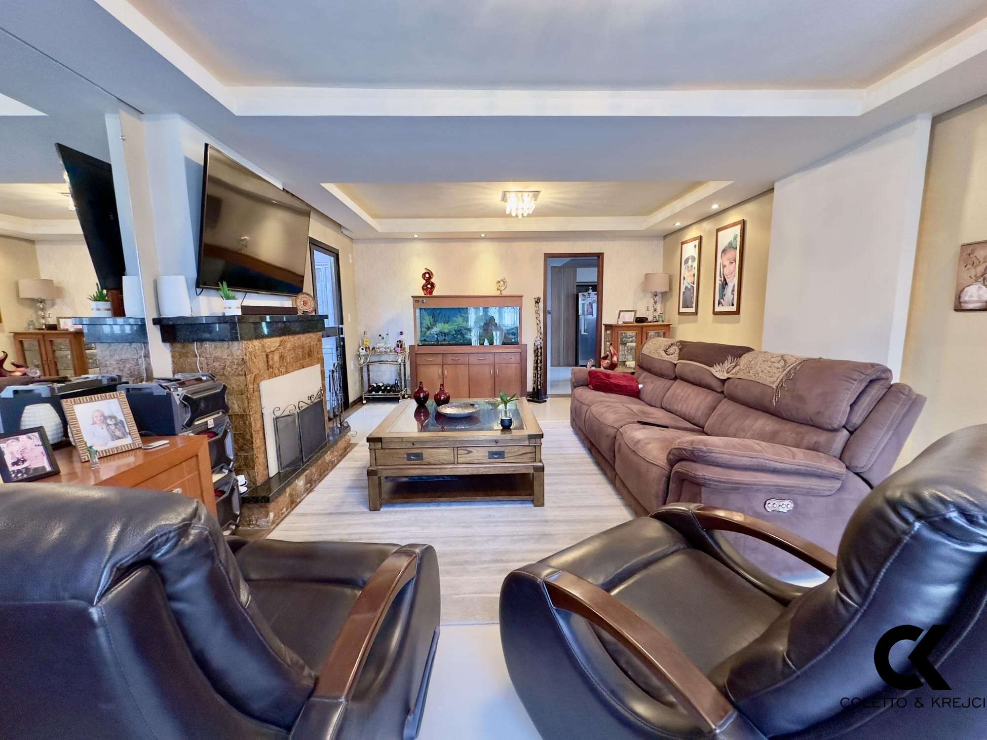 Casa, 4 quartos, 257 m² - Foto 3