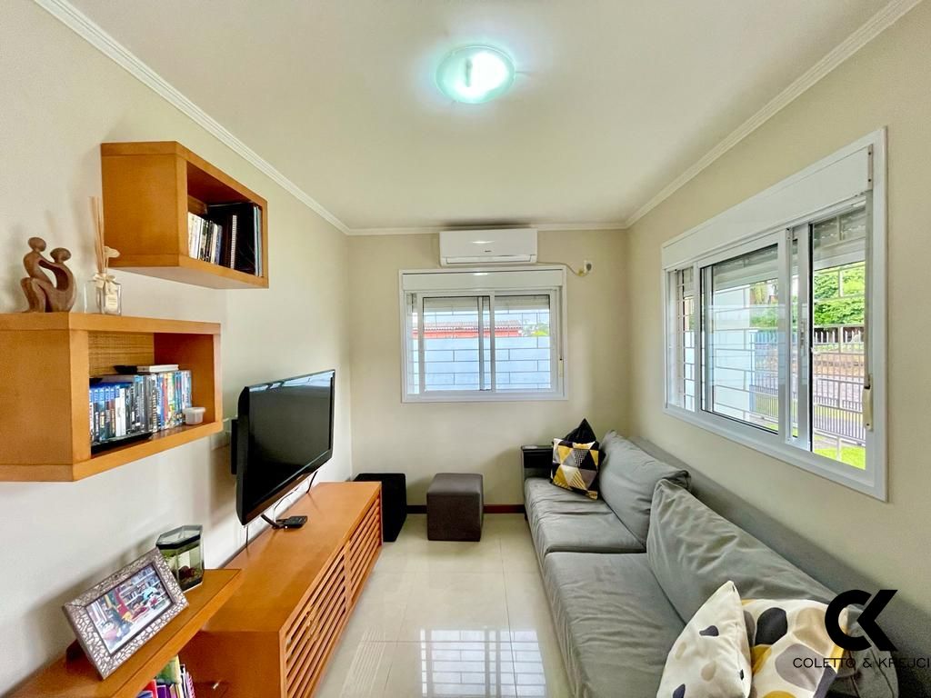 Casa à venda com 2 quartos, 81m² - Foto 4