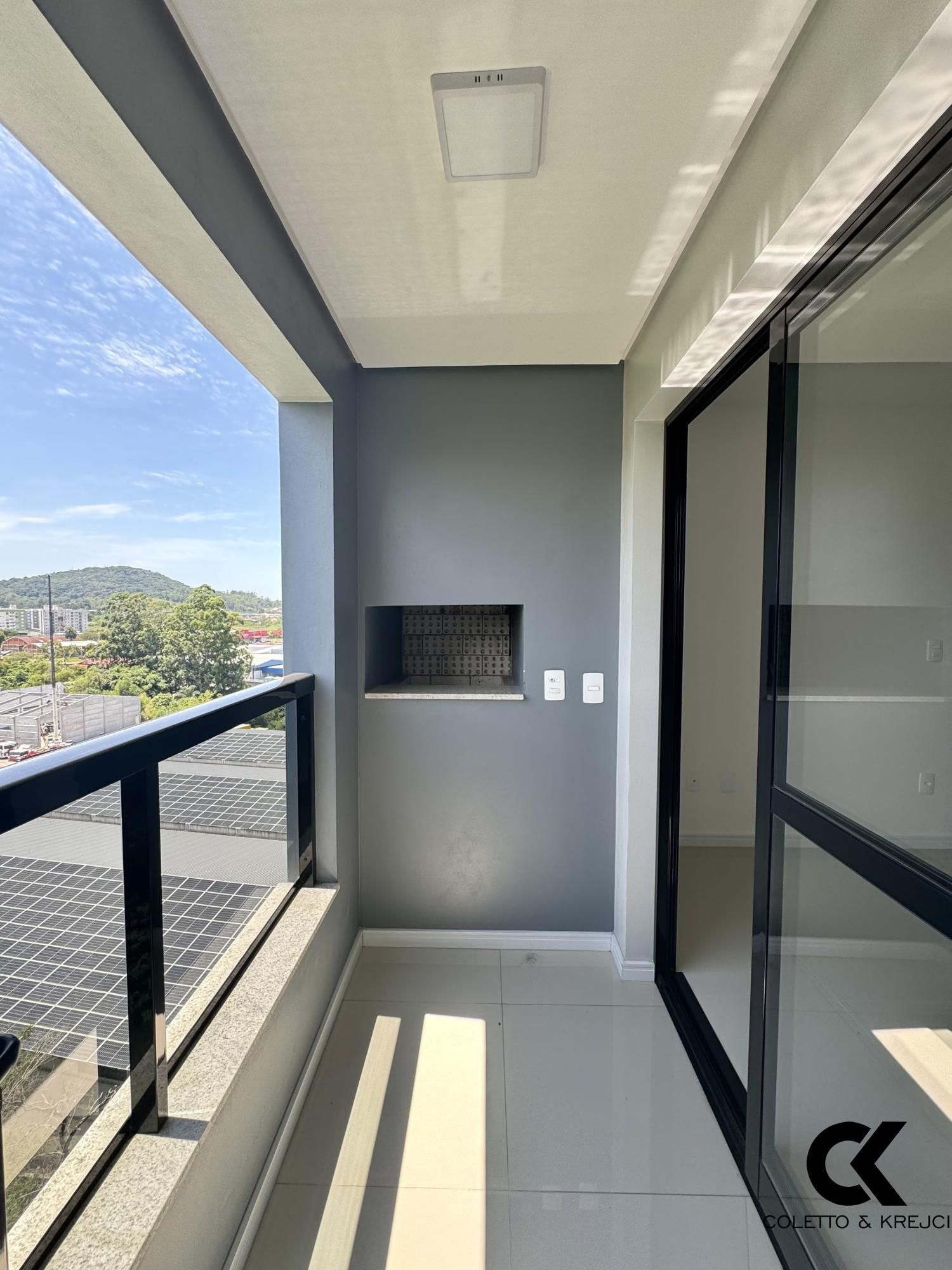 Apartamento à venda com 2 quartos, 88m² - Foto 3
